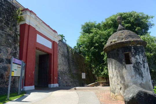 Sentry Box at Castillo San Felipe del Morro, San Juan