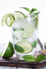fresh mojito drink