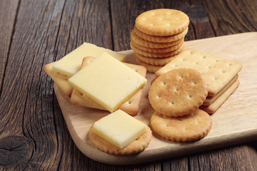 Cracker cookies with cheese