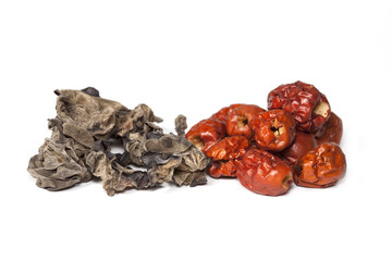 jelly mushroom and Red dried jujube