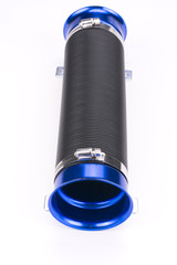 車のインテークパイプ