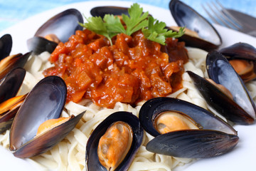   pasta with mussels seafood