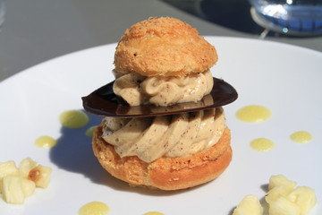 choux pralinés