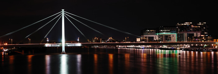 Obraz premium Severinsbrücke Köln am Rhein