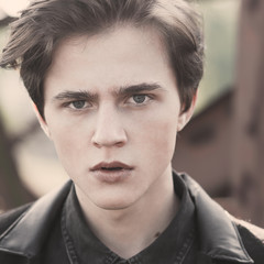 Obraz premium Face of a beautiful young man