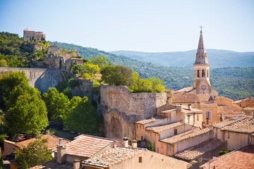 Gordijnen View of Saint Saturnin d Apt, Provence, France © dvoevnore