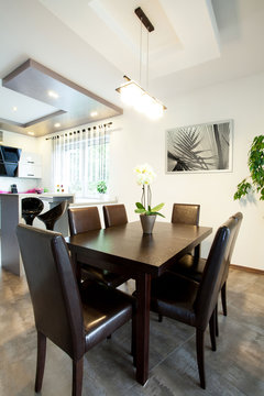 Eating area in modern house