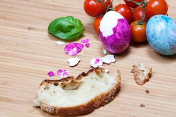 Egg, bread, tomato, wooden board, organic