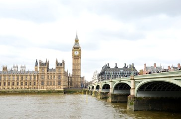 Fototapeta na wymiar Big Ben, Westminster Bridge, London