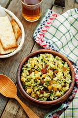 rice, wild rice, chickpeas with raisins and herbs