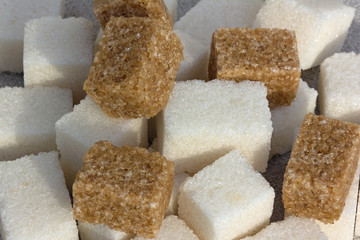 желтый и белый