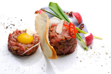 veal tartare appetizer