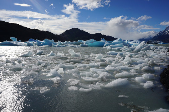 Icebergs, Lago Grey, Torres del Paine National Park