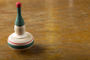 Spinning whirligig