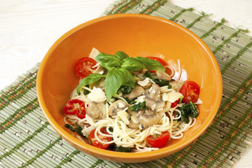 Pasta with mushrooms and sauce
