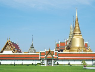 Temple of Emerald Buddha (Wat Phra Kaew)