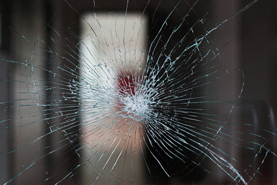 Sprung in der Glasscheibe