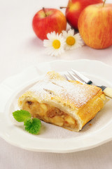 Apfelstrudel