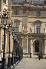 Lampadaires align&eacute;s