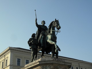 Obraz premium München - Wittelsbacherplatz