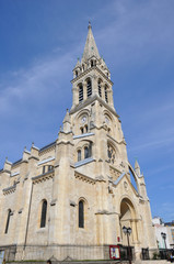 Fototapeta na wymiar Eglise Saint Clodoald à Saint-Cloud