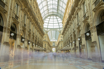 Fototapeta na wymiar Shopping arcade in Milan