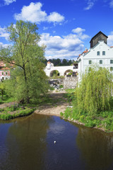 Fototapeta na wymiar River and medieval city of Cesky Krumlov