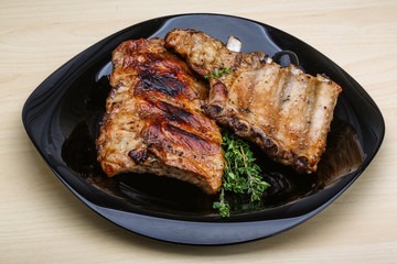 Roasted pork ribs