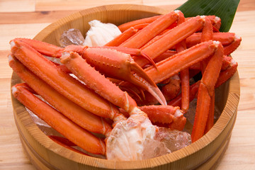 茹でズワイガニ