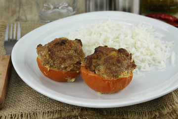 tomates farcies et riz