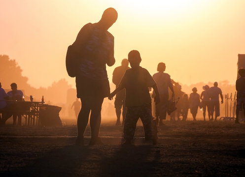 Lots Of People In The Dust