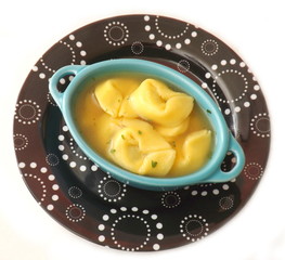 Tortellonisuppe