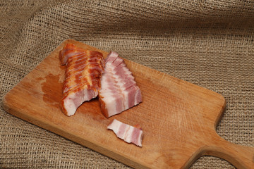 Bacon on the cutting board