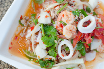 spicy vermicelli salad