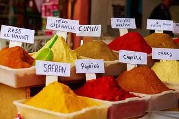 Keuken spatwand met foto Selection of spices on a Moroccan market © Ekaterina Pokrovsky