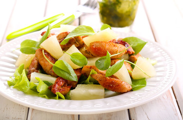 grilled chicken breast salad