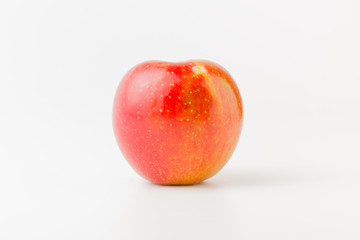red apple