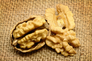 Peeled Walnut