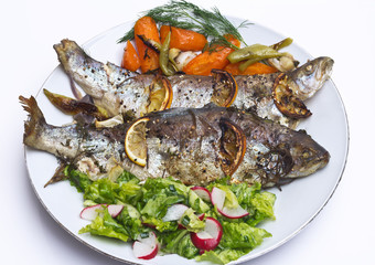 Cooking trout with lemon