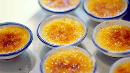 creme brulee deserts