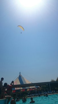 Yama&ccedil; paraş&uuml;t&uuml;