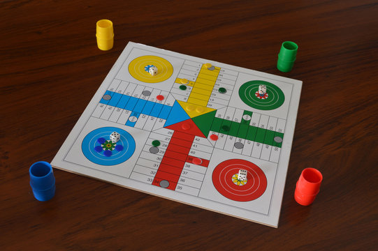 PARCHIS