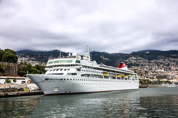 Fototapeta na wymiar Cruise liner in Funchal port, Madeira