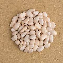 Circle of white beans