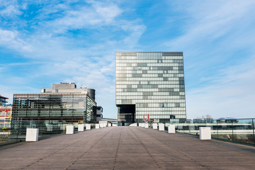Fototapeta na wymiar Modern architecture in Düsseldorf