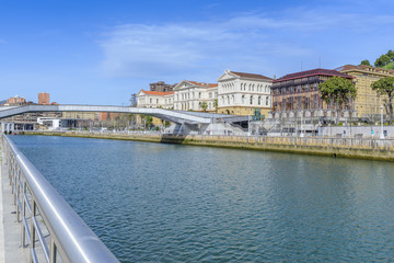 Fototapeta na wymiar Nervion river and Deusto university, Bilbao (Spain)