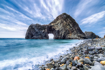 Steinfelsen an der japanischen Küste bei Matsuzaki © eyetronic