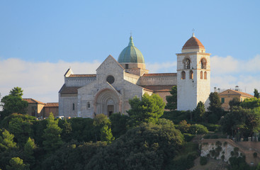 Fototapeta na wymiar Cathedral of sacred Kiriak. Ancona, Italy