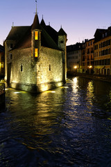Fototapeta premium Le Thiou et le Palais de l'île