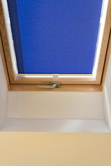 Dachfenster mit Rollo
